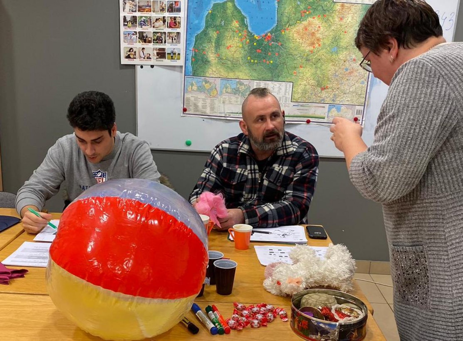 Latviešu sarunvalodas klubs Rīgā 2.12. | Patvērums Drošā Māja