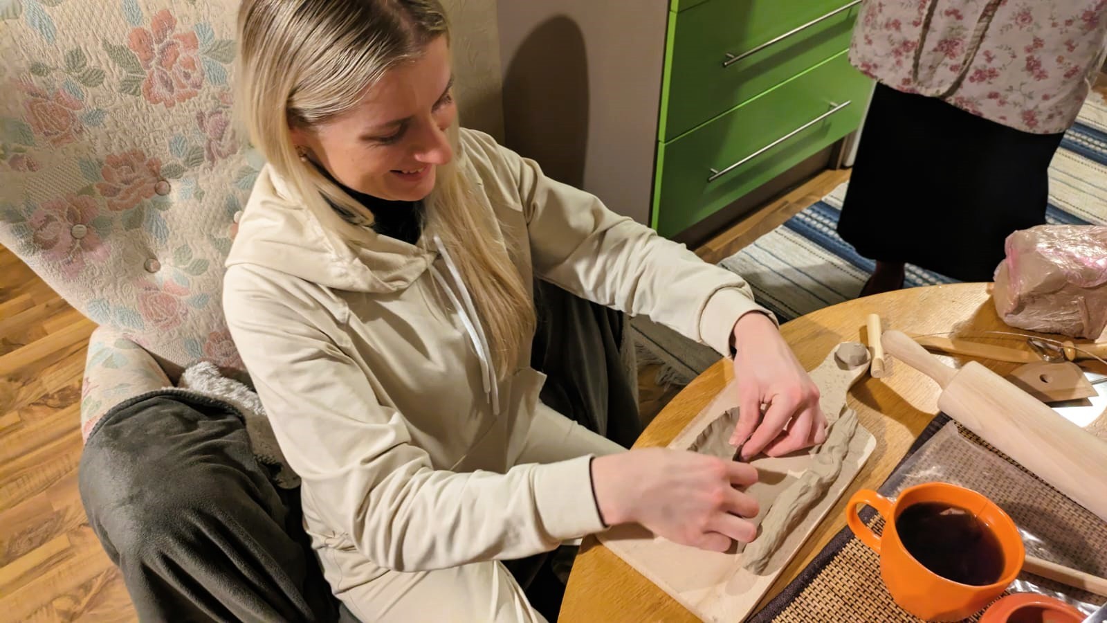 Vakariņas Daugavpilī pie Ievas ciemojas Oksana un Anna | Patvērums Drošā māja