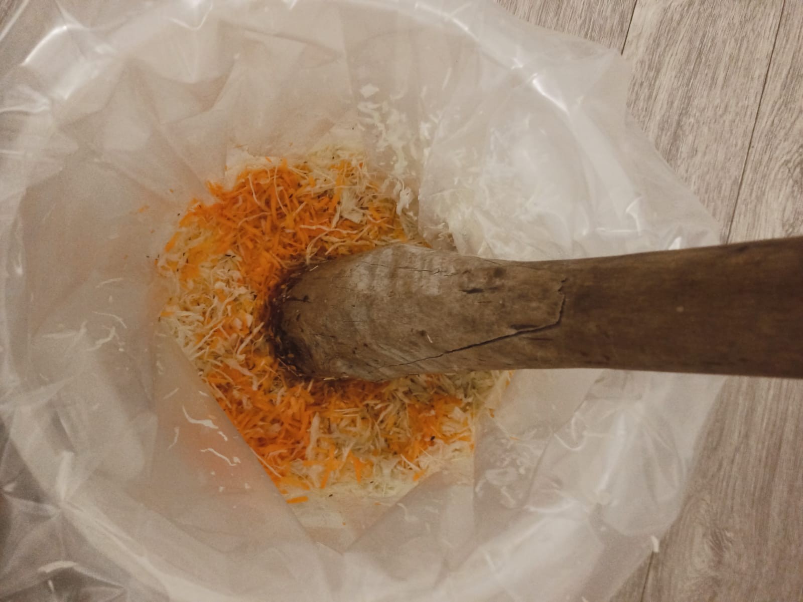 Vakariņas Skrundā Hanna un Ļevs viesojas pie Vinetas | Patvērums Drošā māja