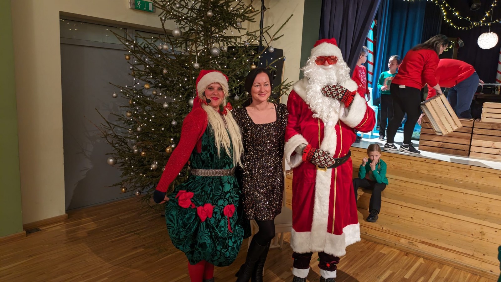 Ziemassvētku svinības latviešu un ukraiņu bērniem Priekulē | Patvērums Drošā māja