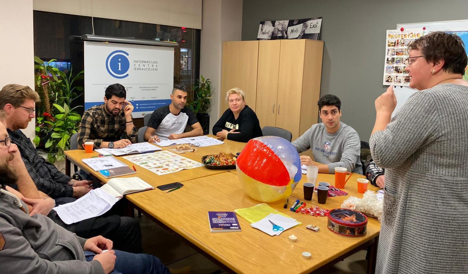 Latviešu sarunvalodas klubs Rīgā 2.12. | Patvērums Drošā Māja